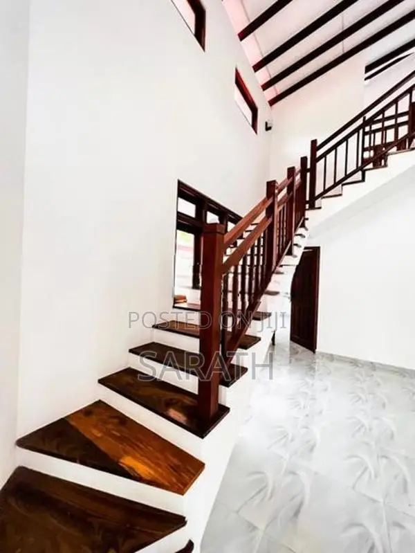 Brand New House For Sale Athurugiriya