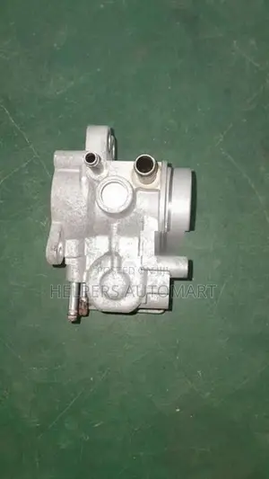 Toyota Belta SCP 92 throttle body