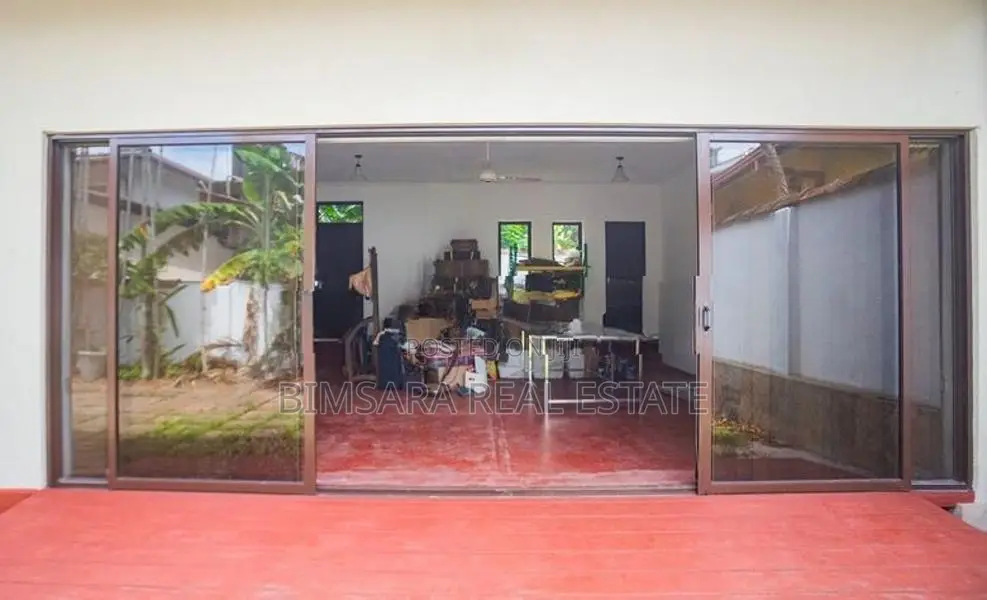 Refurbished 3-Bedroom Two-Story Residence in Pitakotte | SH15298