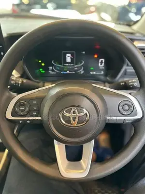 Toyota Raize Hybrid 2024