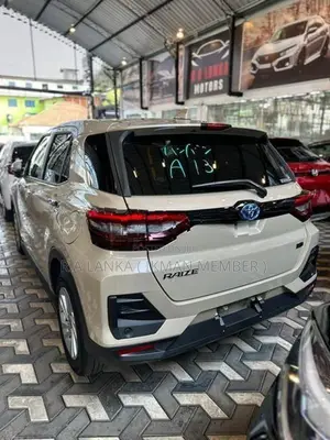 Toyota Raize Hybrid 2024