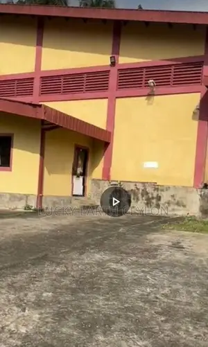 Sapugaskanda, Warehouse with Loading Bay For Rent (MG1242)