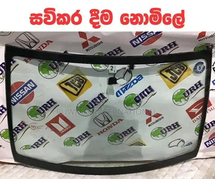Toyota Passo KGC10 Windscreen