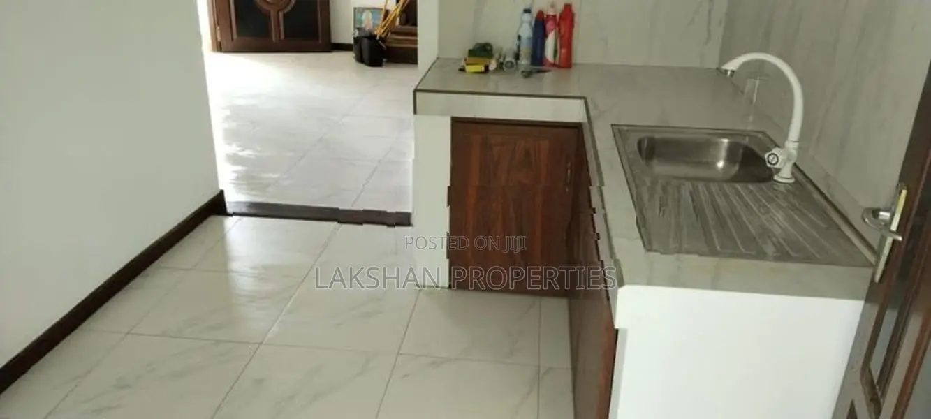 Two Story House For Sale In Piliyandala