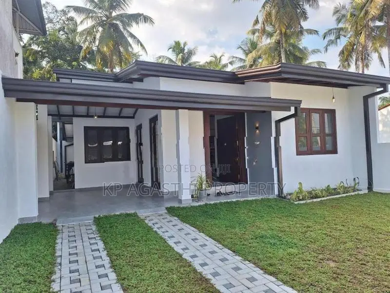 athurugiriya house for sale 10P