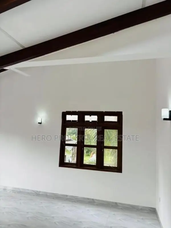 NSS02054 - Suoer Modern House for Sale in Athurugiriya