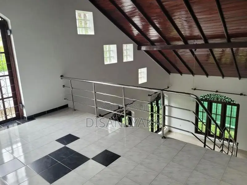 four bedroom house for sale in kottawa Ds42