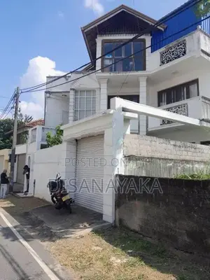 house for sale in battaramulla Ds8080