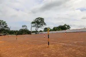 Lands For sale In Kesbewa - Kindelpitiya