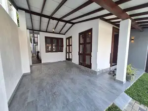 house for sale athurugiriya 10P
