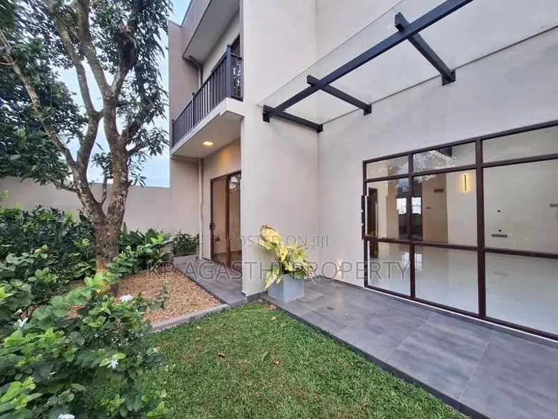 modern house for sale in athurugiriya