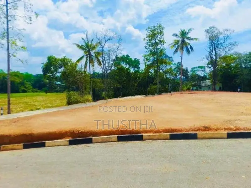 Matara නගරයට ආසන්නයෙන් ඉඩමක් විකිණීමට