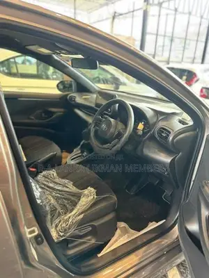 Toyota Yaris push start X Grade 2025