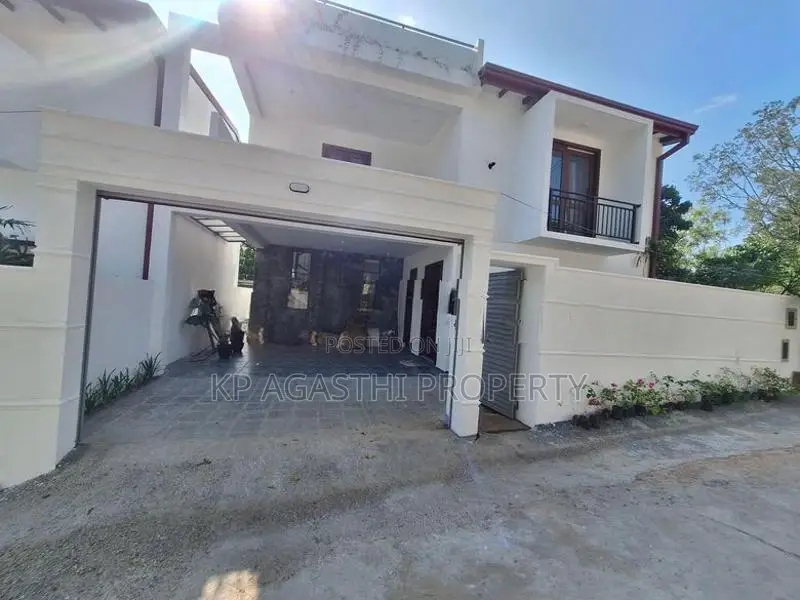 malabe city house for sale