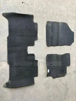 Toyota Belta Carpet Set