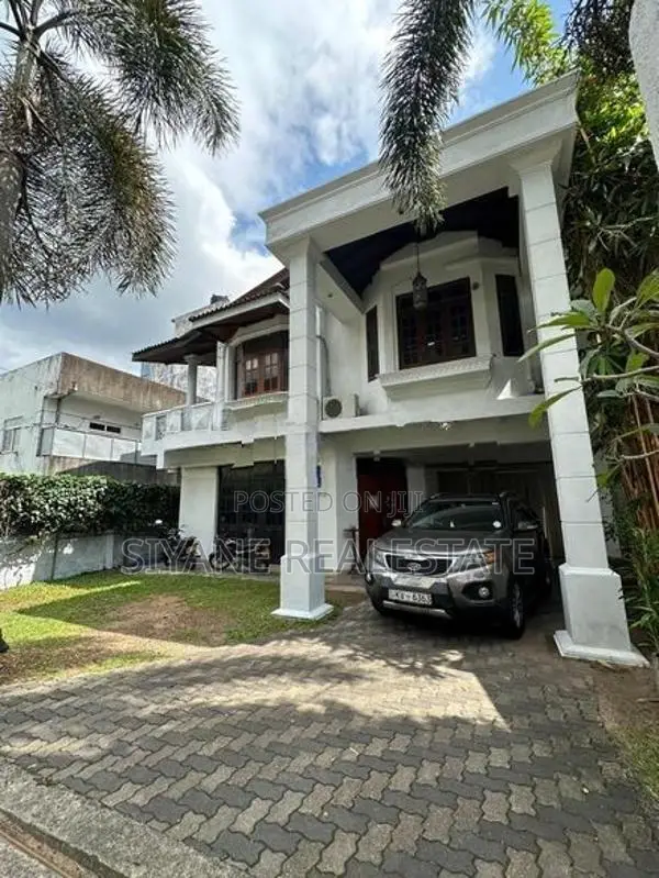 උසස් තත්ත්වයේ දෙමහල් නිවස විකිණීමට – තලහේන, බත්තරමුල්ල (තලංගම)