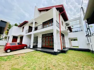Elegant and Luxury House for Sale in Boralesgamuwa💥