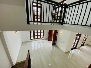 Elegant and Luxury House for Sale in Boralesgamuwa