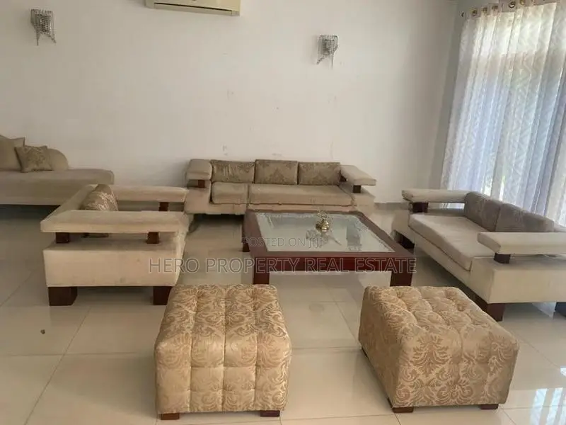 Elegant Huge House for Sale in Boralesgamuwa🛑