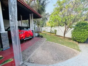 (AF619) 19.5 p land with Single story house Sale At Thalawathugoda