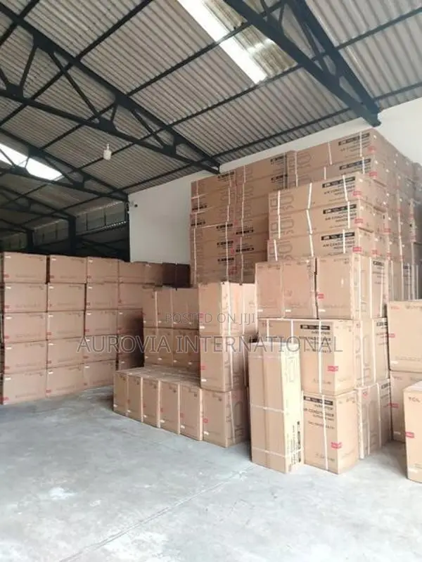 TCL 12000 BTU Non-inverter Air Conditioner With Materials
