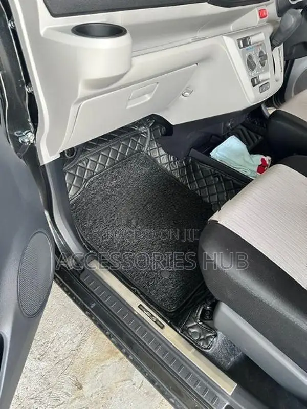Daihatsu Mira 3D Carpets