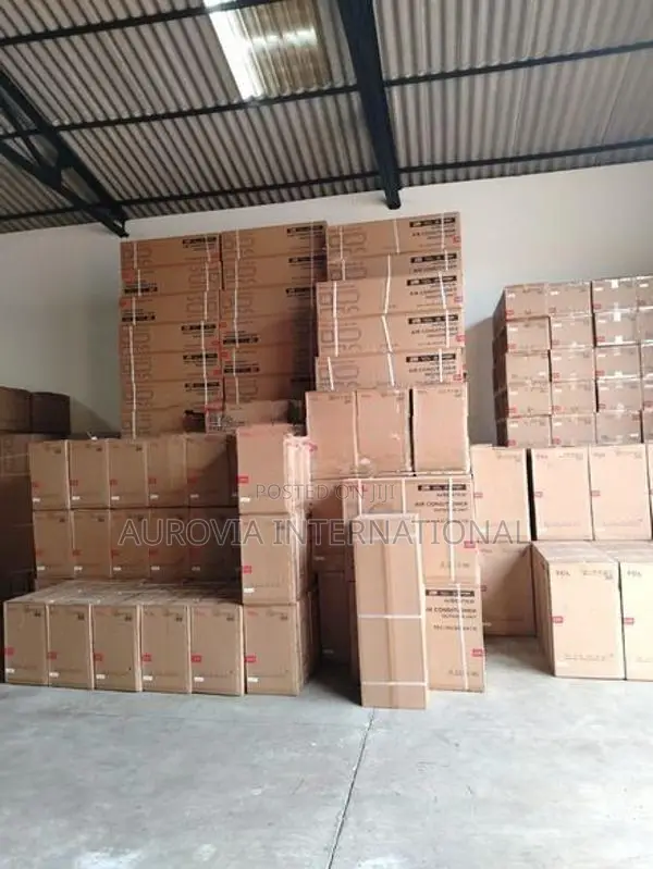 TCL 12000 BTU Non-inverter Air Conditioner With Materials
