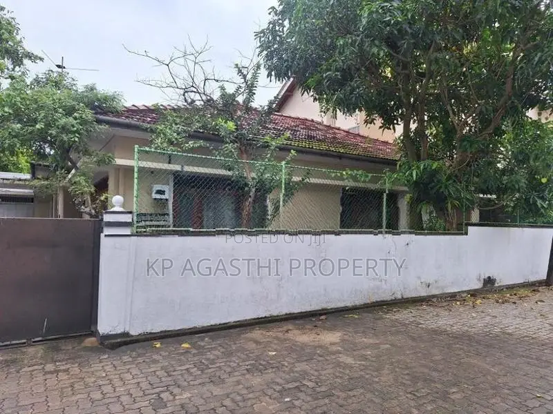 17 P house for sale in Rathmalana prime location