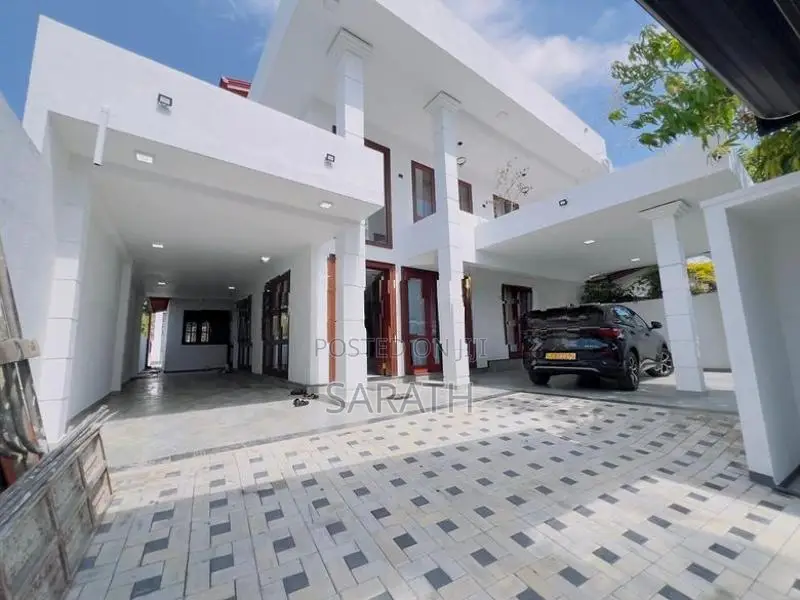 Luxurious Brand New House Sale Battaramulla