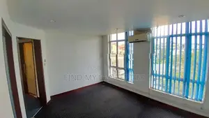 Commercial Building for Rent in Rajagiriya