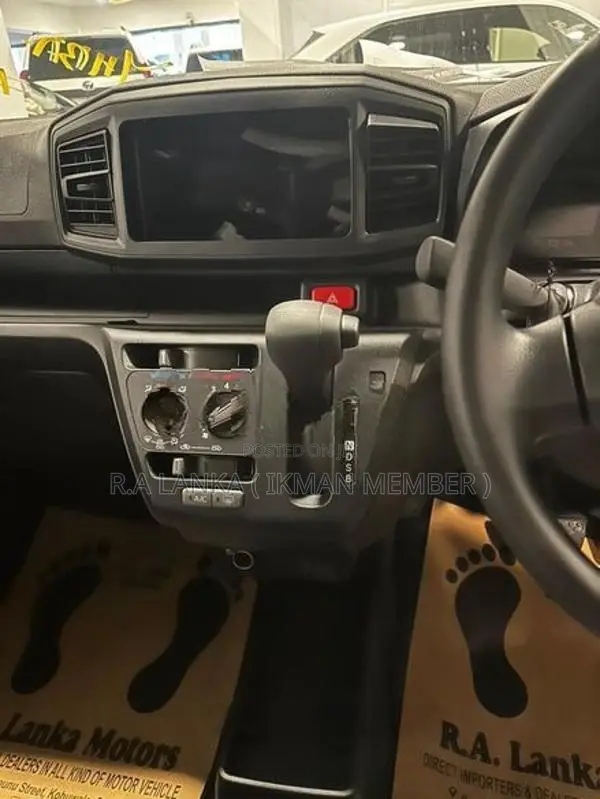 Daihatsu Mira L Grade 2025