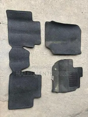Honda Grace Carpet Set