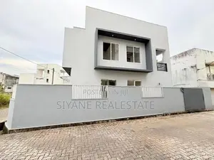 Luxury Two Store House for Sale - Mount Lavinia