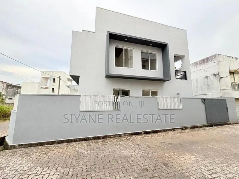 Luxury Two Store House for Sale - Mount Lavinia