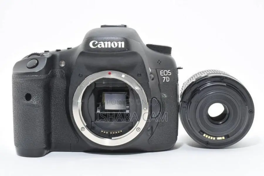 Canon 7D DSLR Body with Lens
