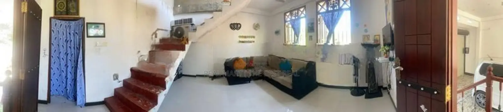 Malabe : 3BR (8.4P) House for Sale at Hokandara