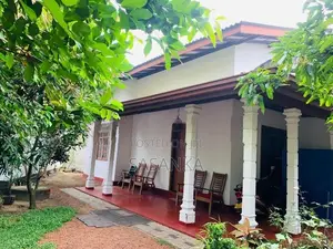 Kaduwela Nawagamuwa Two Storey Luxury House for Sale
