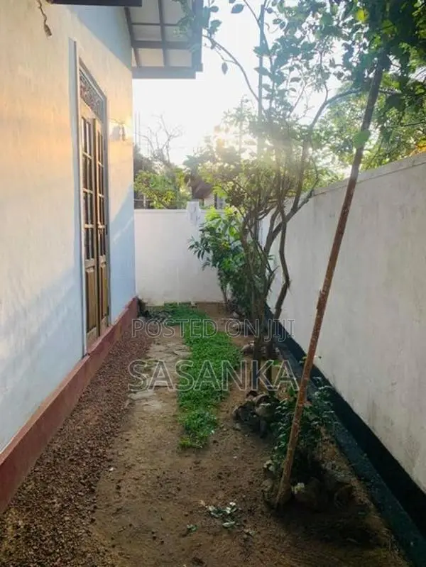 Kaduwela Nawagamuwa Two Storey Luxury House for Sale