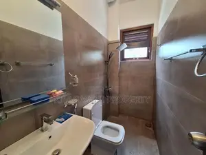 Luxury House for Sale in Mount Lavinia