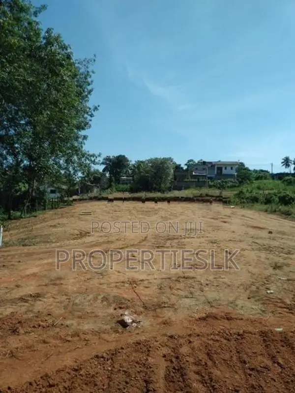 Homagama Prime Land 36.6 Perches For Sale