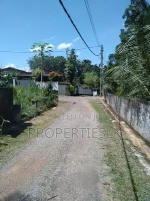 Homagama Prime Land 36.6 Perches For Sale