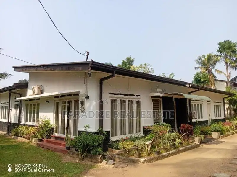 Ratmalana House with Land for Sale