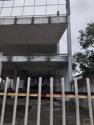 Thalahena New Kandy Road Under Constrution Building For Sale