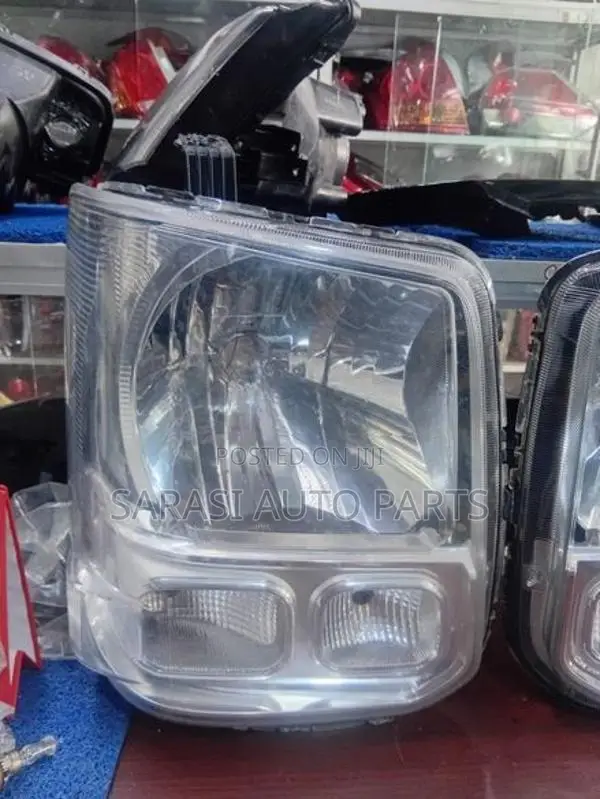 DA 17 Head Light