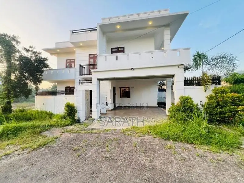 3 Storied Brand New House Sale Athurugiriya