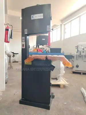 Band Saw Machine