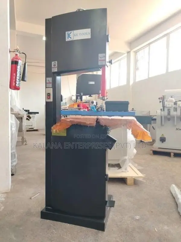 Band Saw Machine