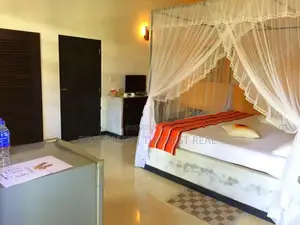 Colombo 3 : 9 A/C Bedrooms fully furnished Luxury hotel for rent