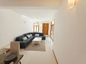 2 Storied Brand New Luxury House In Battaramulla