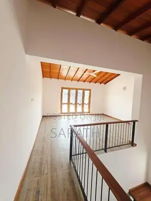 2 Storied Brand New Luxury House In Battaramulla